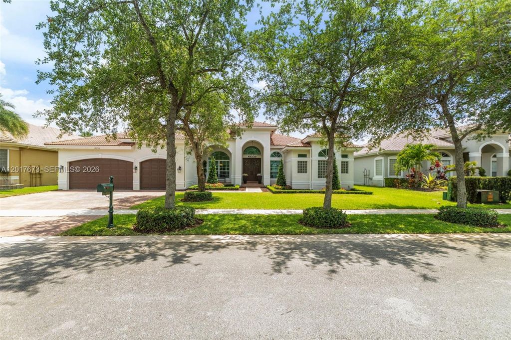 Photo of 18700 SW 39th Ct, Miramar, FL 33029 (MLS # A12017673)