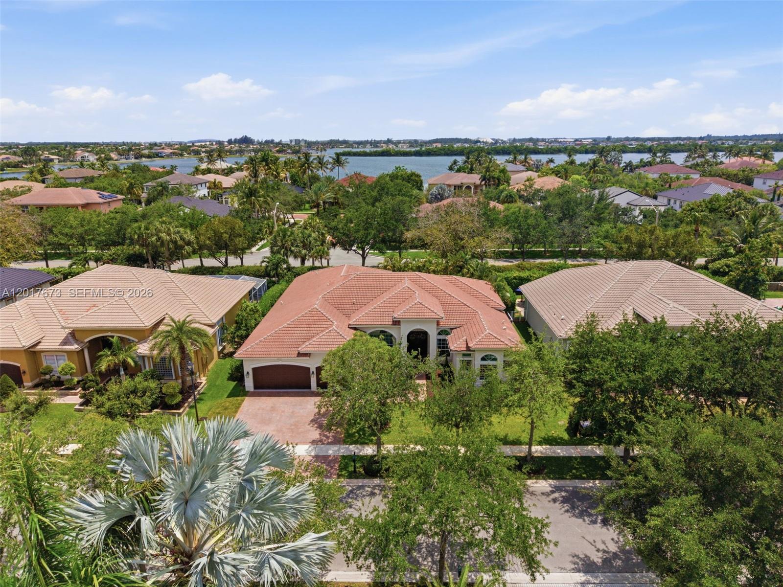 SUNSET LAKES PLAT TWO - Residential