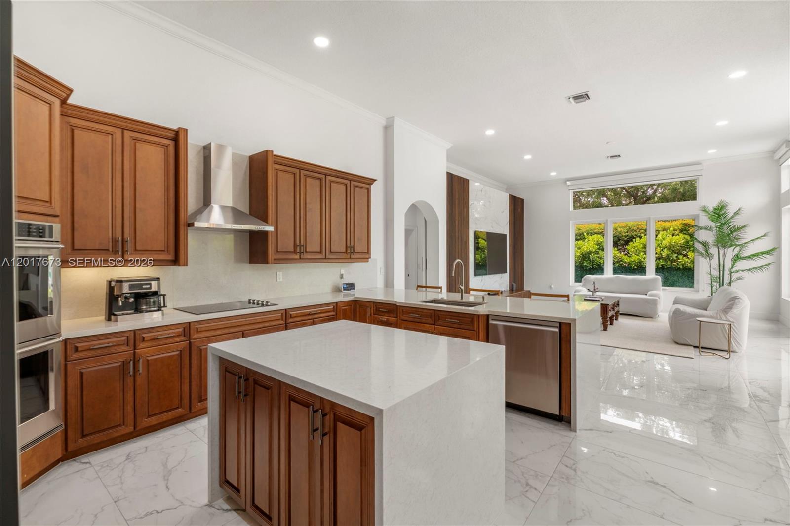SUNSET LAKES PLAT TWO - Residential