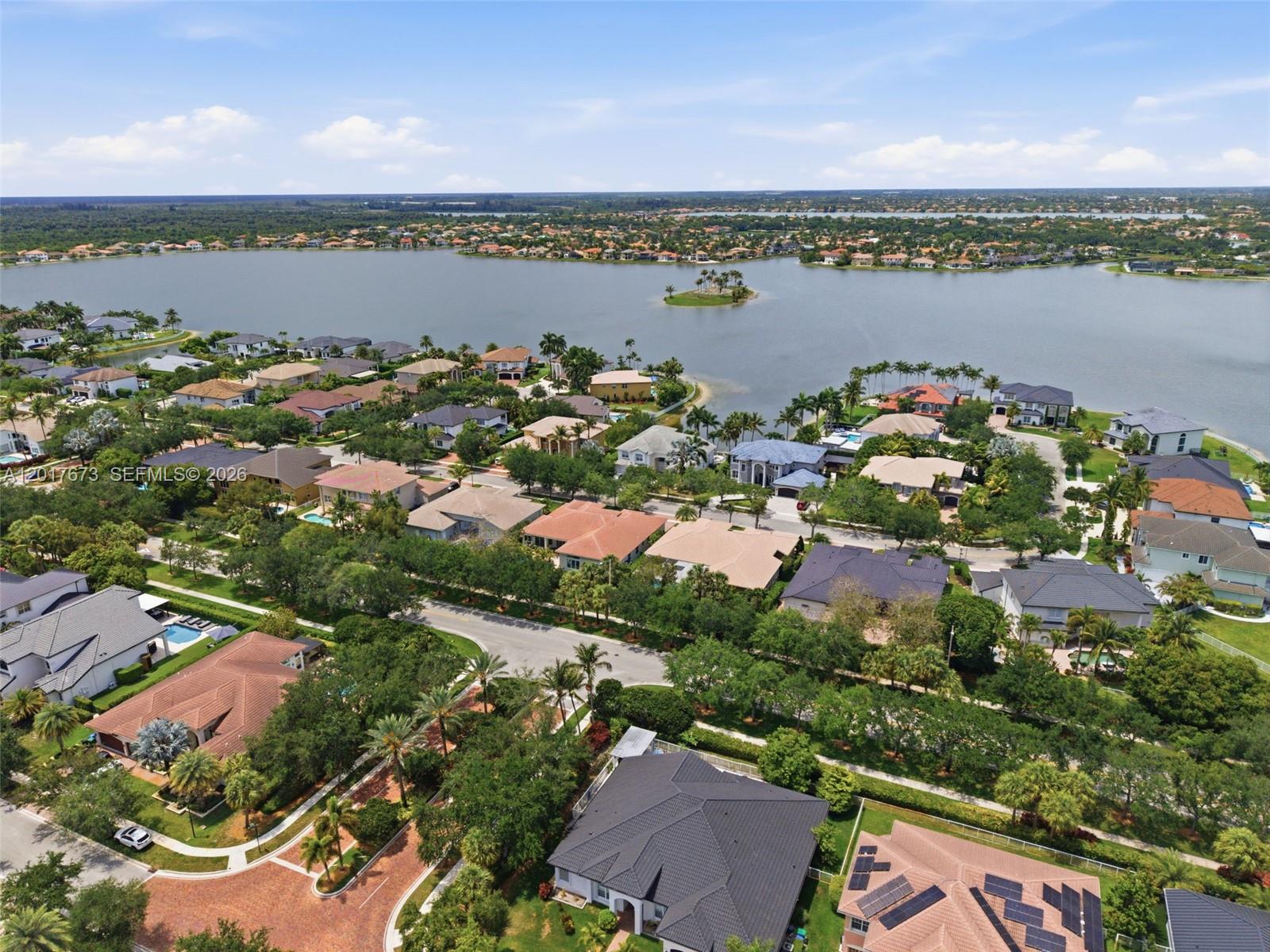 SUNSET LAKES PLAT TWO - Residential