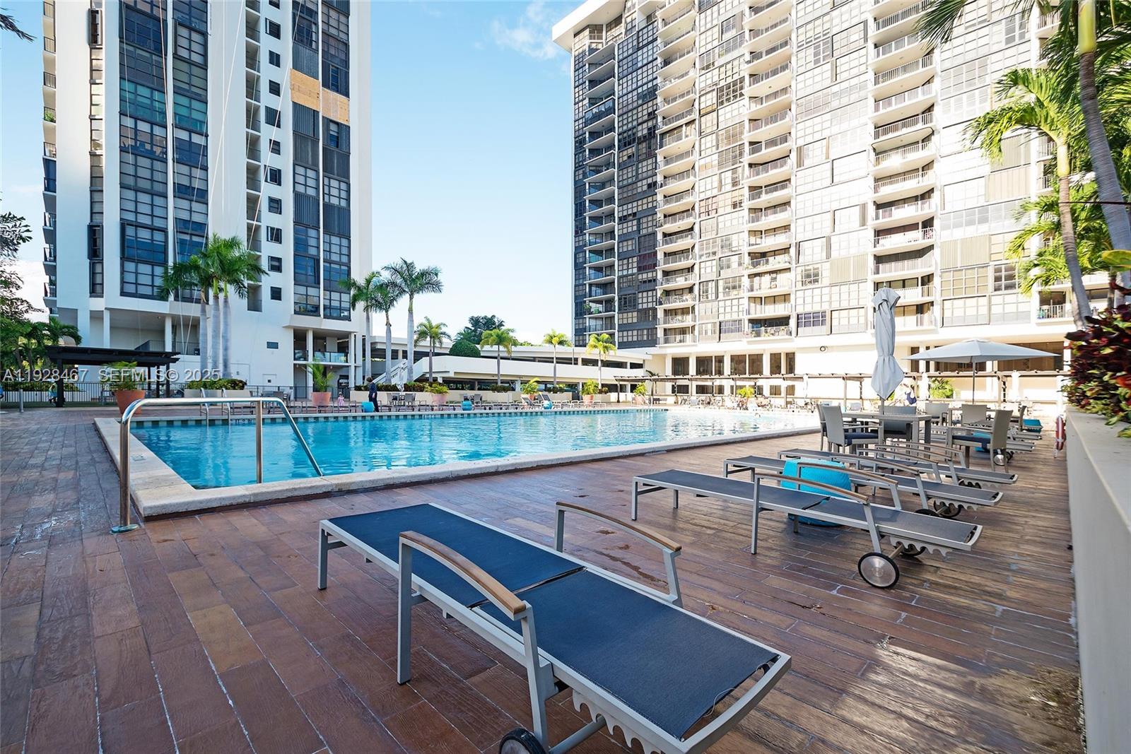 BRICKELL PLACE CONDO - Residential