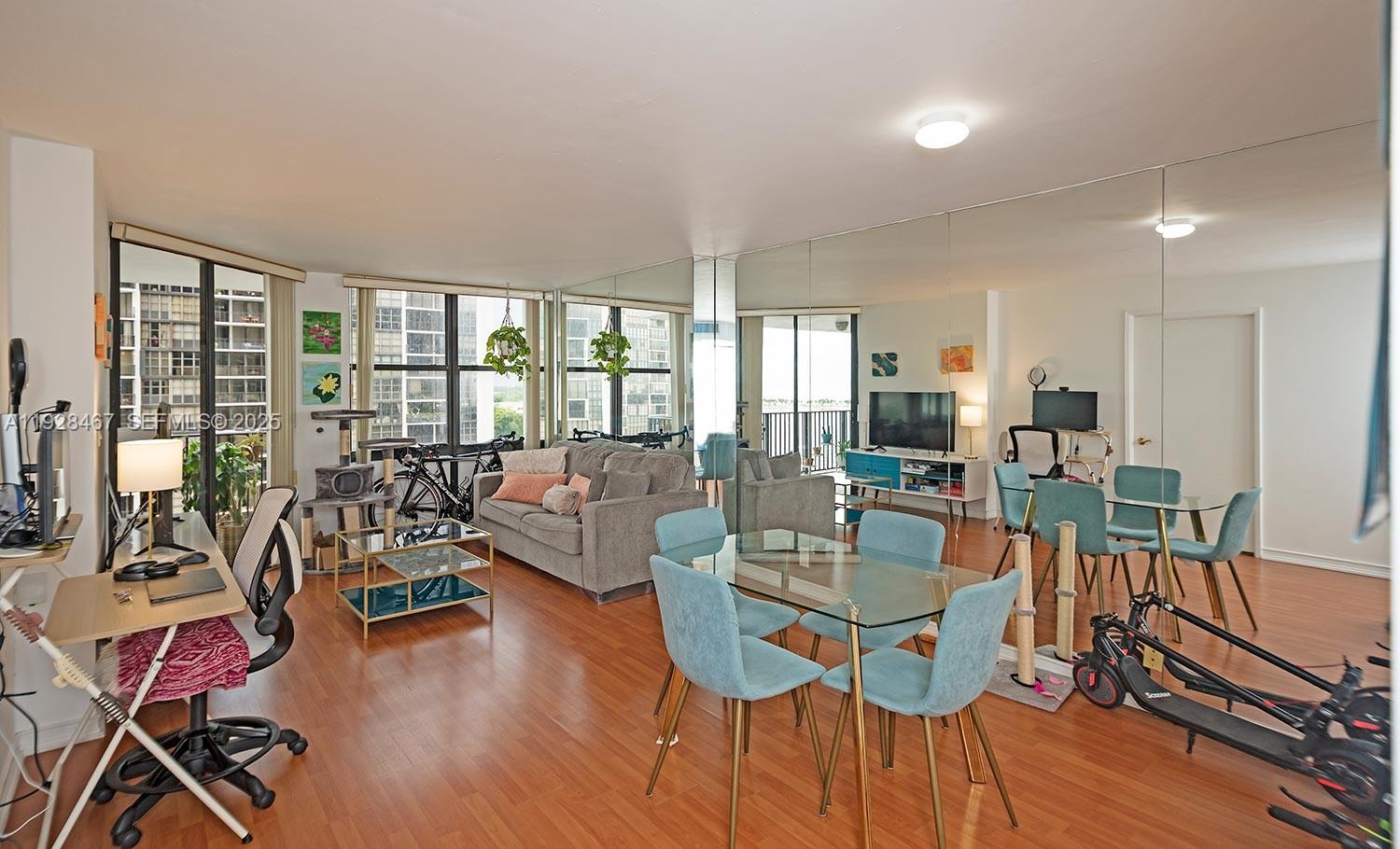 BRICKELL PLACE CONDO - Residential