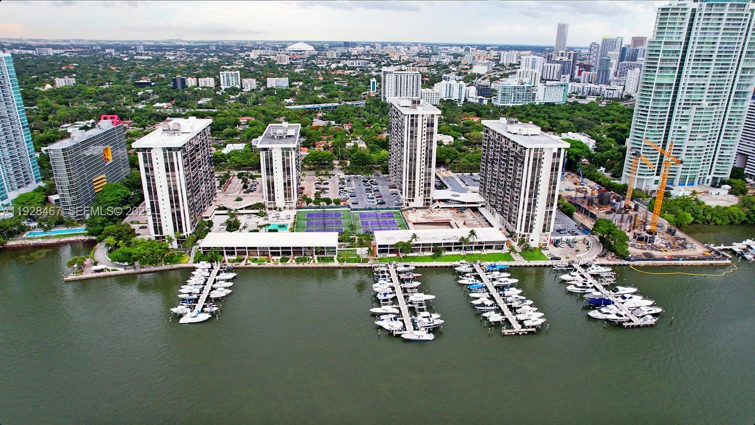 BRICKELL PLACE CONDO - Residential