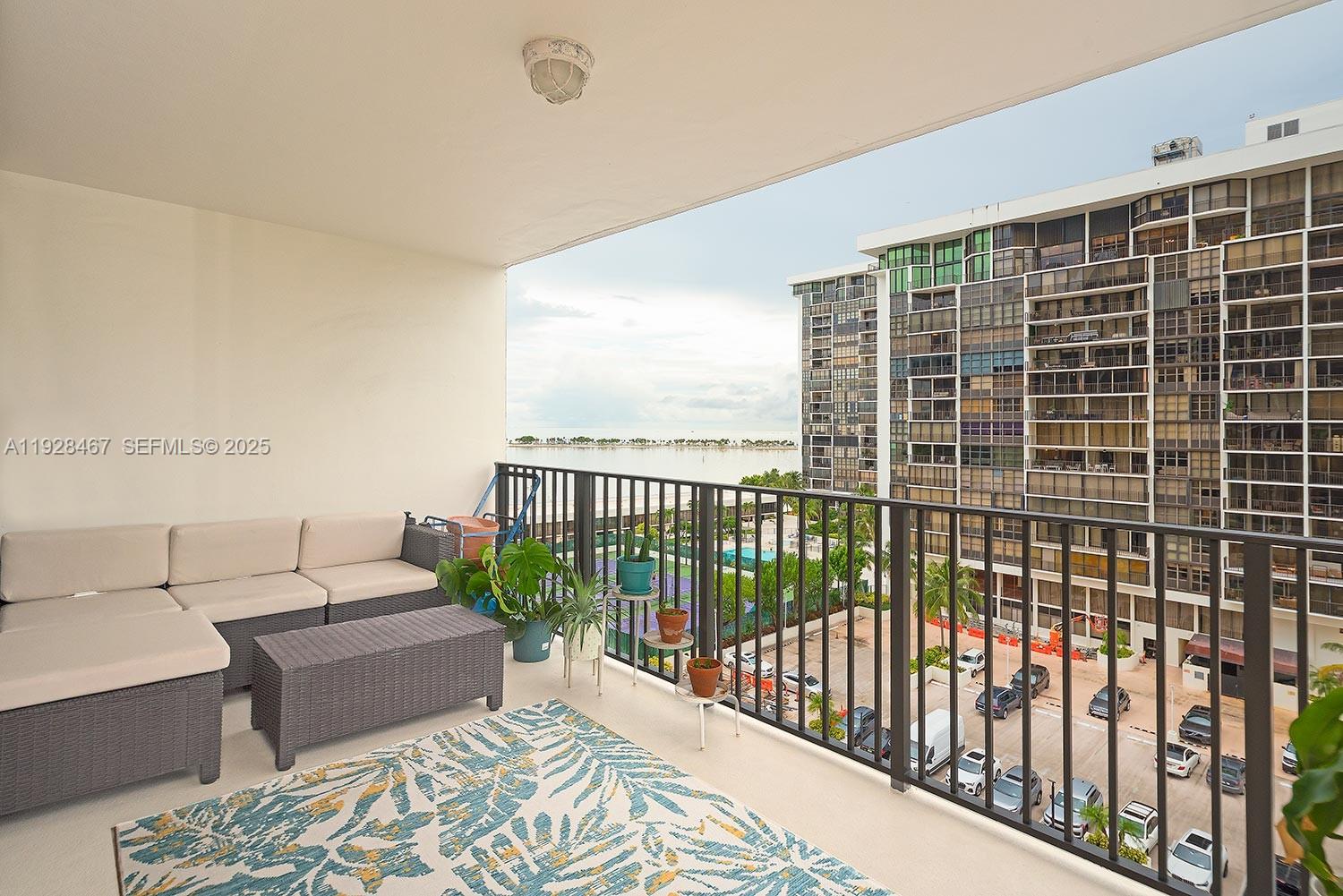 BRICKELL PLACE CONDO - Residential