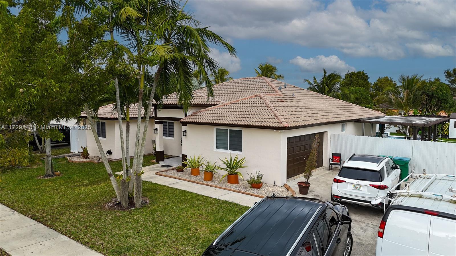 Property for Sale at 18929 Sw 307th St, Homestead, Miami-Dade County, Florida - Bedrooms: 4 
Bathrooms: 3  - $810,000