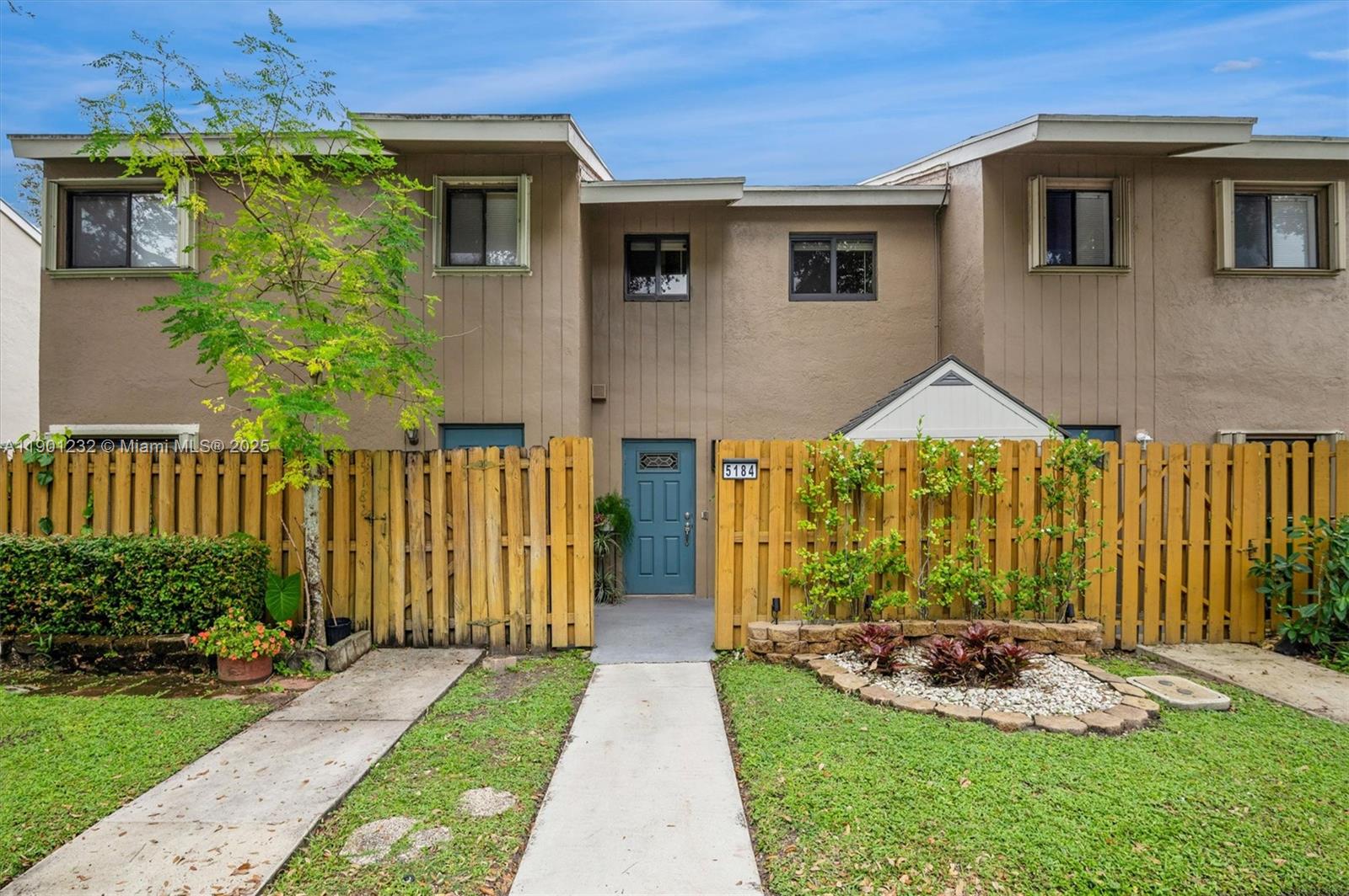 Updated Townhome in EQUESTRIAN COMMUNITY w/RV, BOAT & TRAILER PARKING in the Town of Davie. This 2BR/2.5BA home features designer finishes throughout along with major updates: ROOF (2019), AC & IMPACT WINDOWS & DOORS (2018), WATER HEATER (2017). Enjoy A a tranquil water view from the newly fenced rear patio. Community features include: pool, dog park & equestrian facilities: lighted show ring, multiple riding arenas, round pen, paddock and multiple stables (subject to availability). Direct access to Davie’s miles of horse trails & nearby 50-acre Wolf Lake Park w/1-mile loop & horse wading area. All this with a low $200/month HOA. It's pretty common for agents to write, "just bring your toothbrush." Less often you read that AND "bring your RV, your boat, your trailer and YOUR HORSE!"