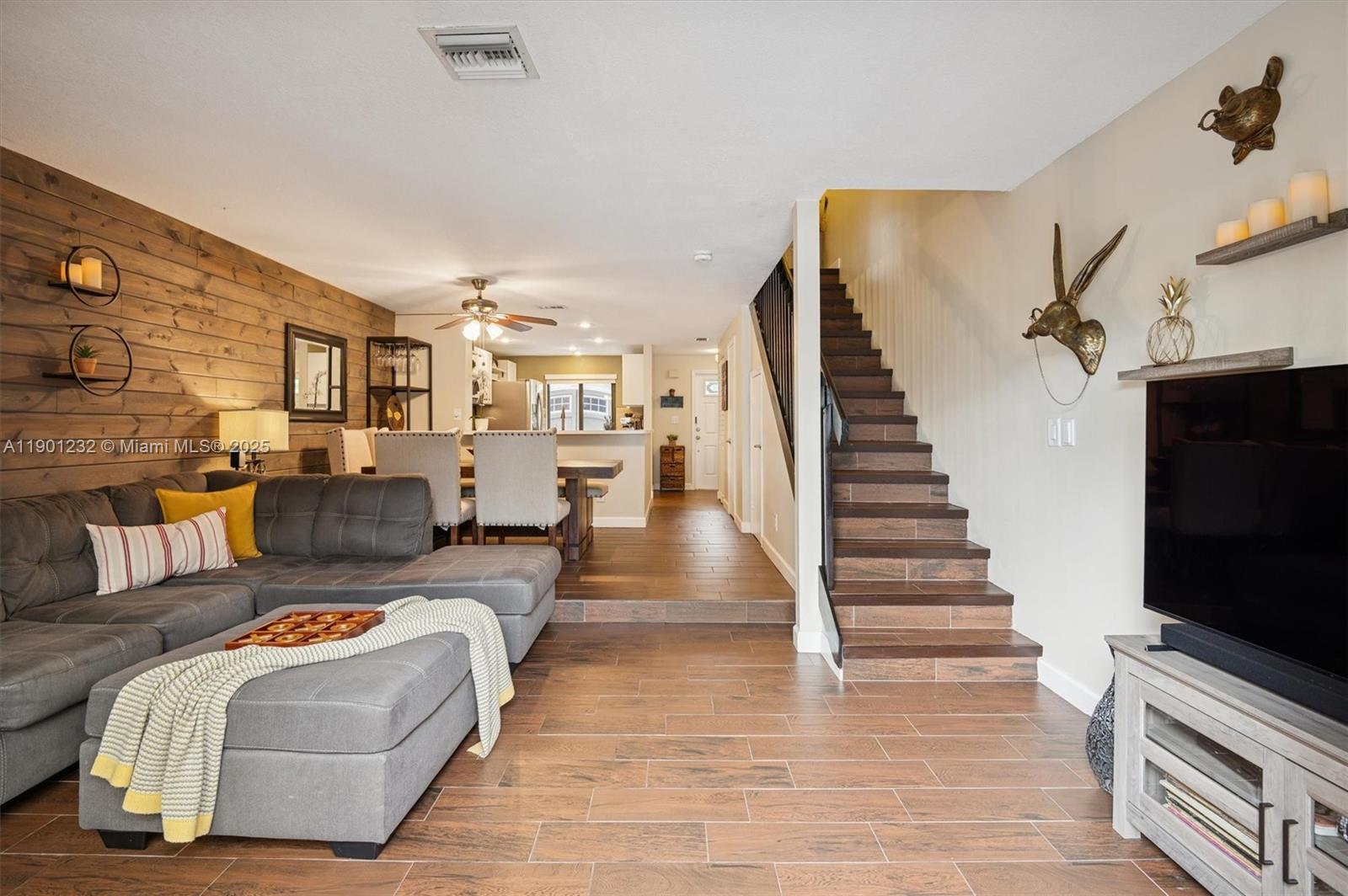 SADDLE-UP PLAT - Residential