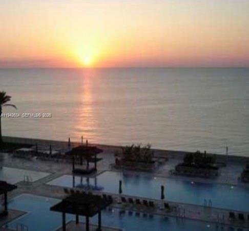 1830 S Ocean Dr 2003