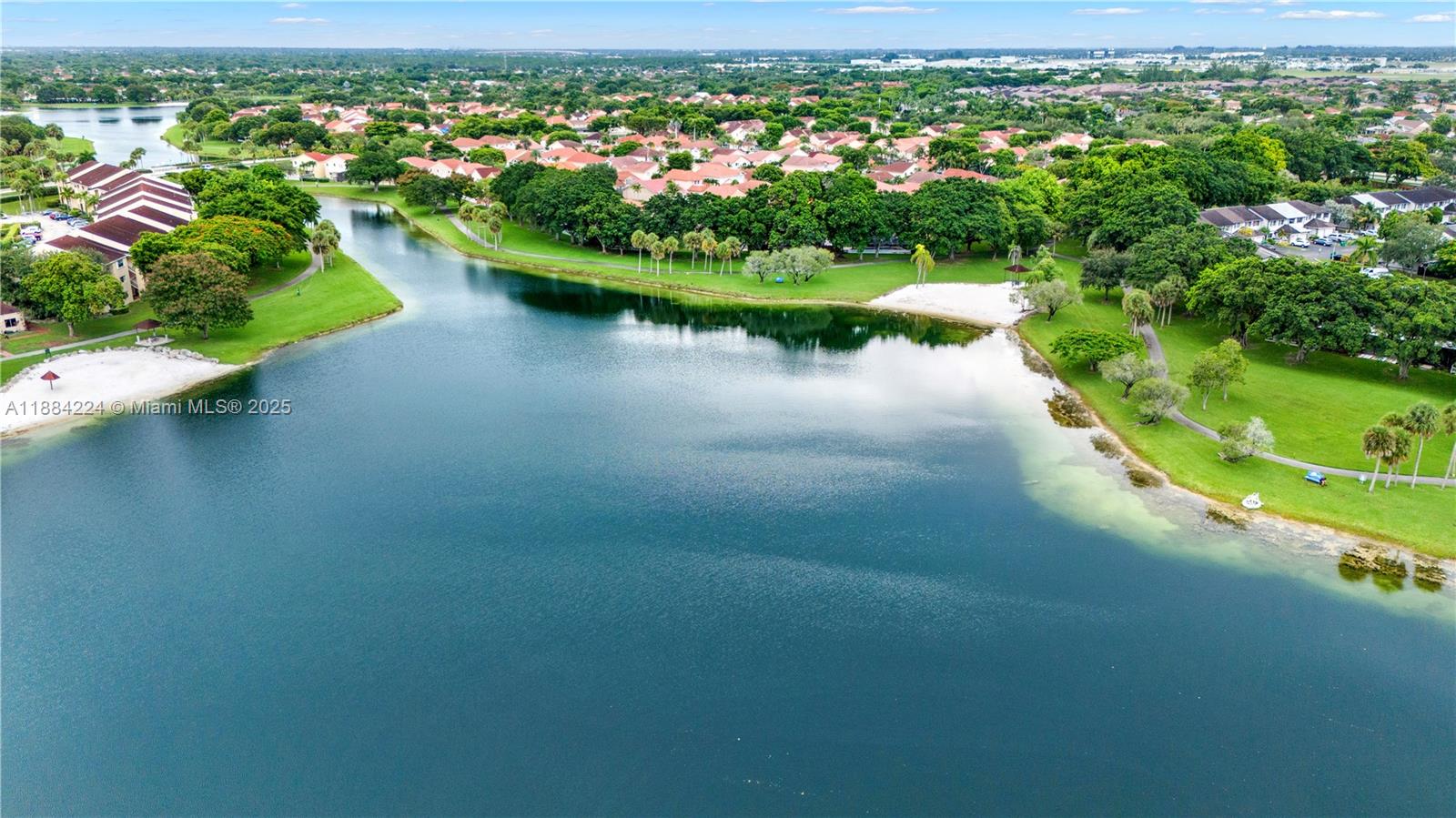 BANYAN TREE CONDO 8 - Residential Lease