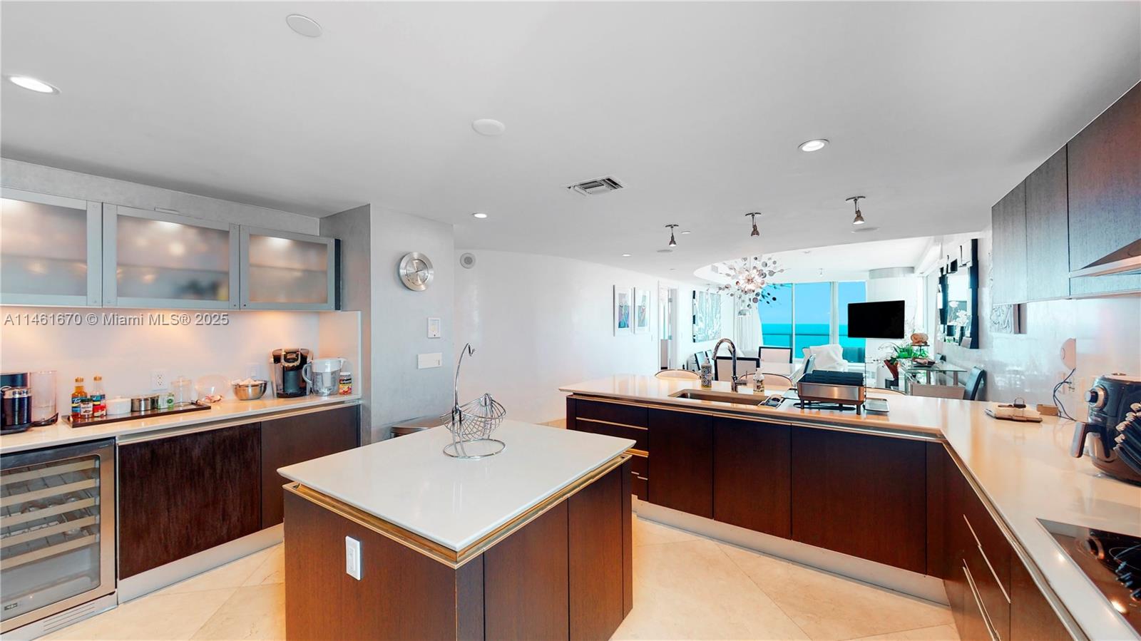 17001 Collins Ave 3601