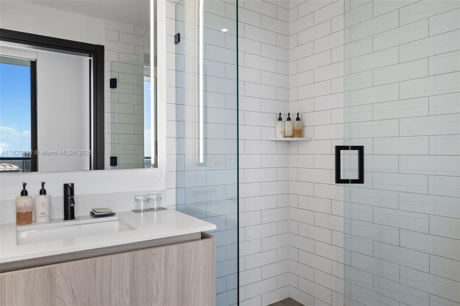 MAP OF MIAMI DADE CO. FL. - Residential Lease