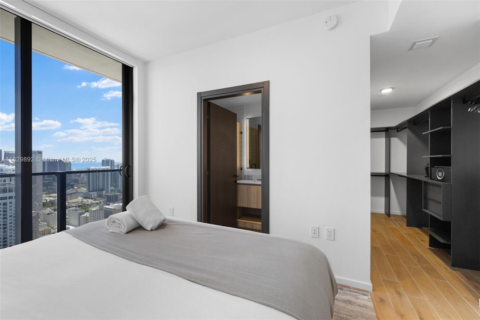 MAP OF MIAMI DADE CO. FL. - Residential Lease