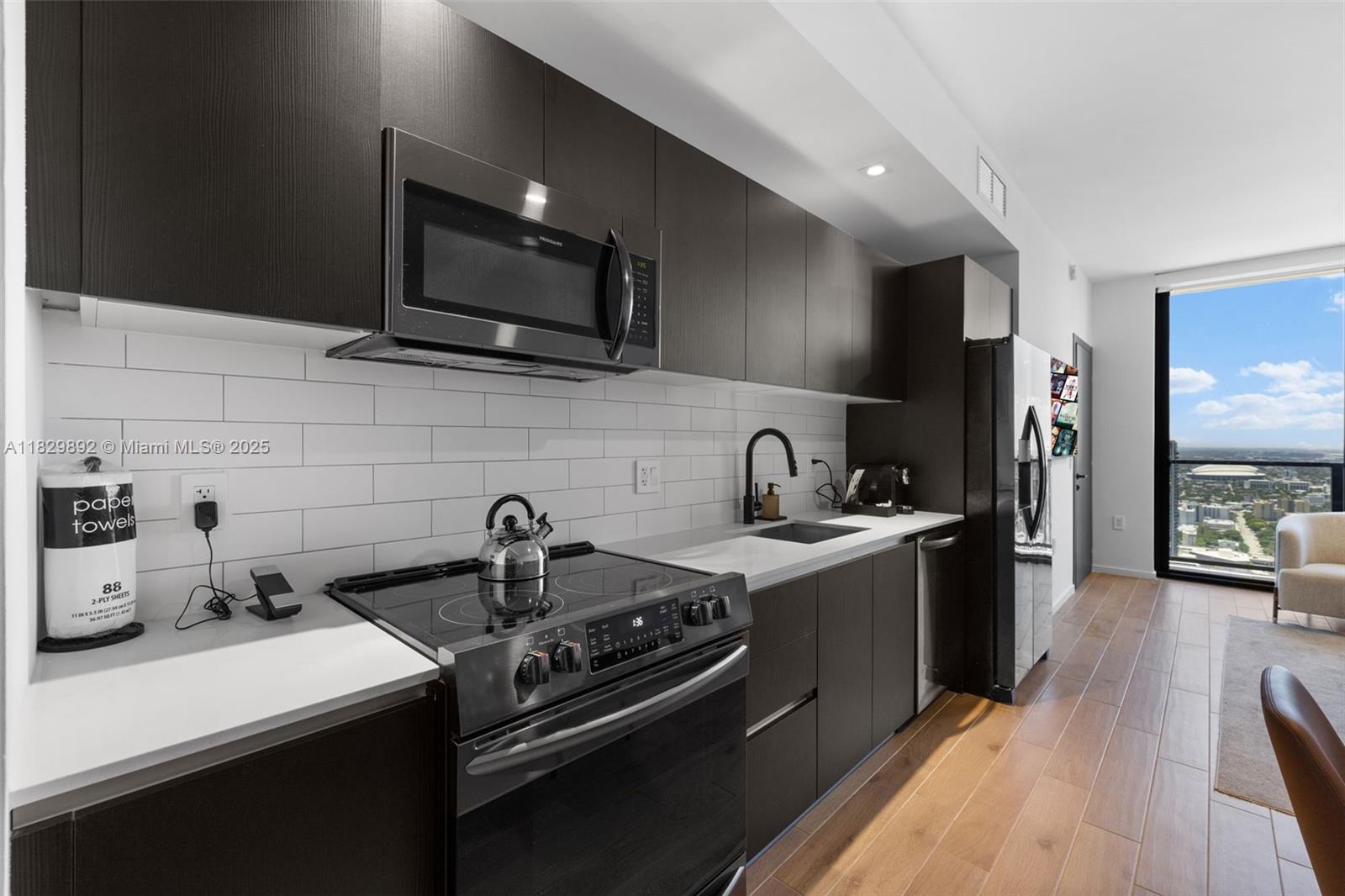 MAP OF MIAMI DADE CO. FL. - Residential Lease