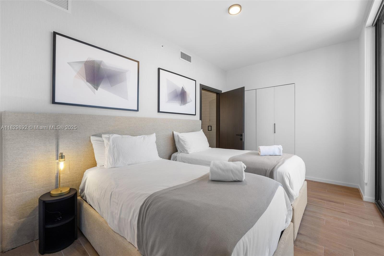 MAP OF MIAMI DADE CO. FL. - Residential Lease