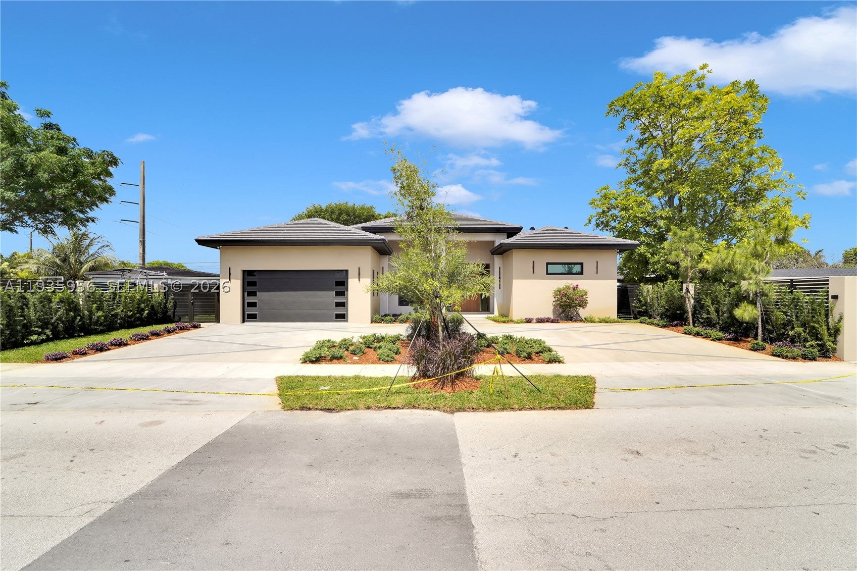 1130 SW 86th Ct, Miami FL 33144