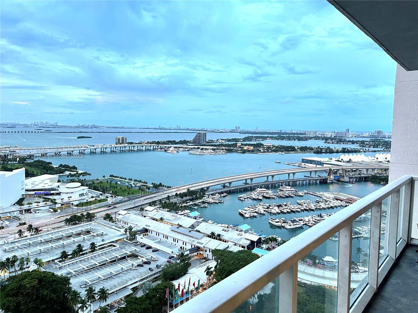Exquisite 5 star living in Downtown's finest resort style condo. Move in ready! hardwood flooring, modern 6 inch baseboard, freshly paint, modern Chandeliers. Newer AC Don't miss this opportunity as unit will not last. Unit is in 34th. floor. Total building floors 49. Open concept with Europe style Kitchen. Minutes away from: Perez art Museum, Frost Museum of Science, Museum Park, Miami Worldcenter, Marriott Marquis Convention center, Miami Central, Brickell city Center, whole Foods, Olympia Theater, Bayside Marketplace, Bayfront Park Amphitheater, FTX Arena(Home of the Miami Heat) Adrienne Arsht Center, Yoga in the park, Brightline rail station, Miami Dade College, Metromover station, and plenty of Restaurants & entertainment. 1 assigned parking. Additional at a fee. Min fico +720