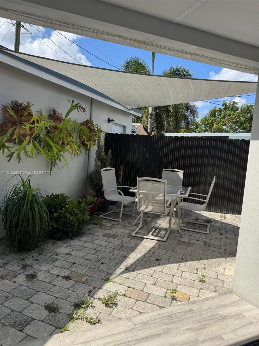 BROADVIEW PARK - Residential