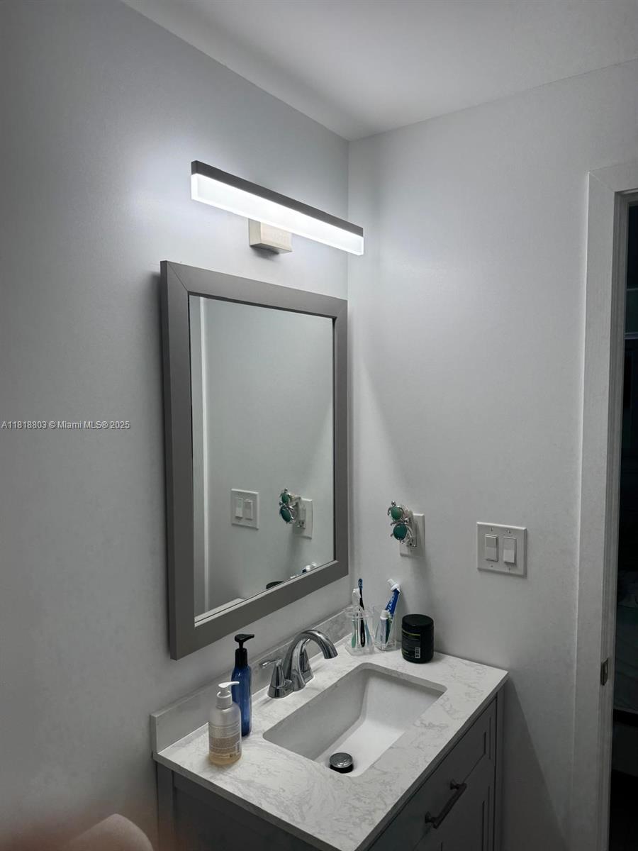 BROADVIEW PARK - Residential