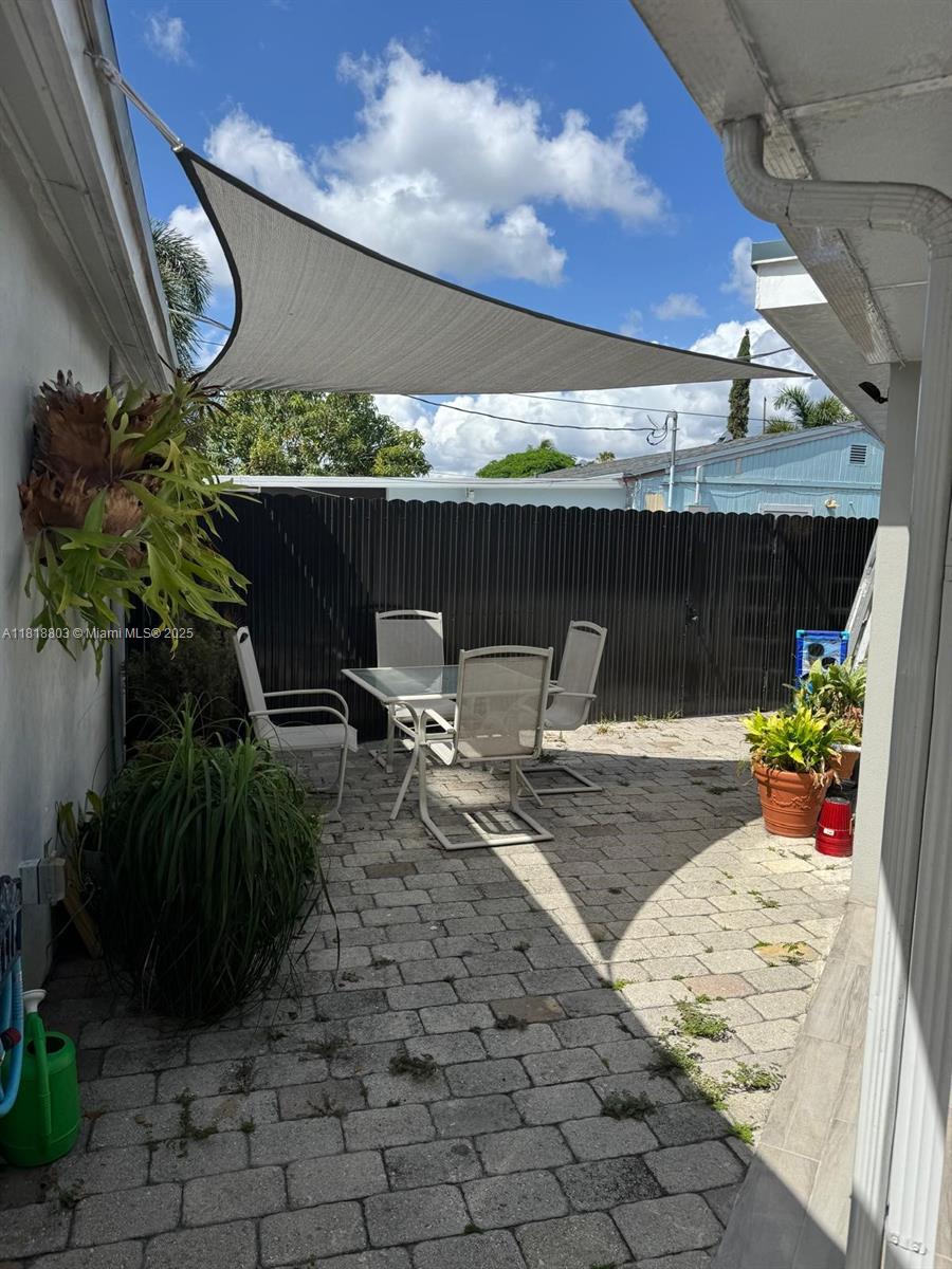 BROADVIEW PARK - Residential