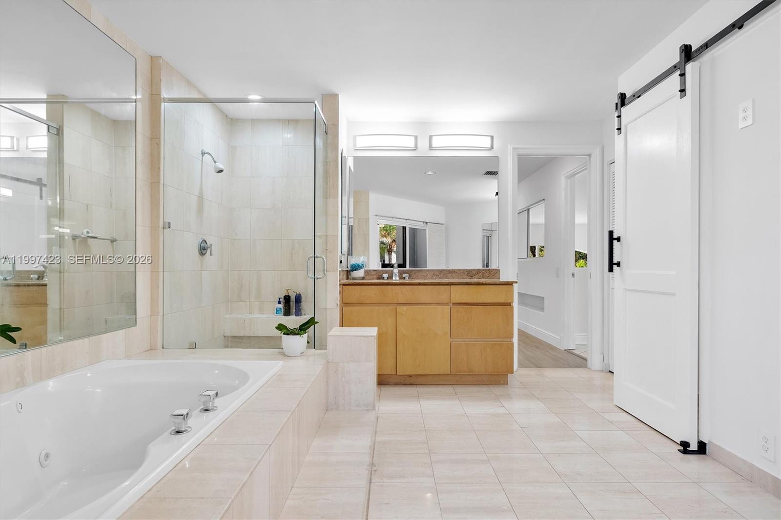 SWAN LAKE - Residential