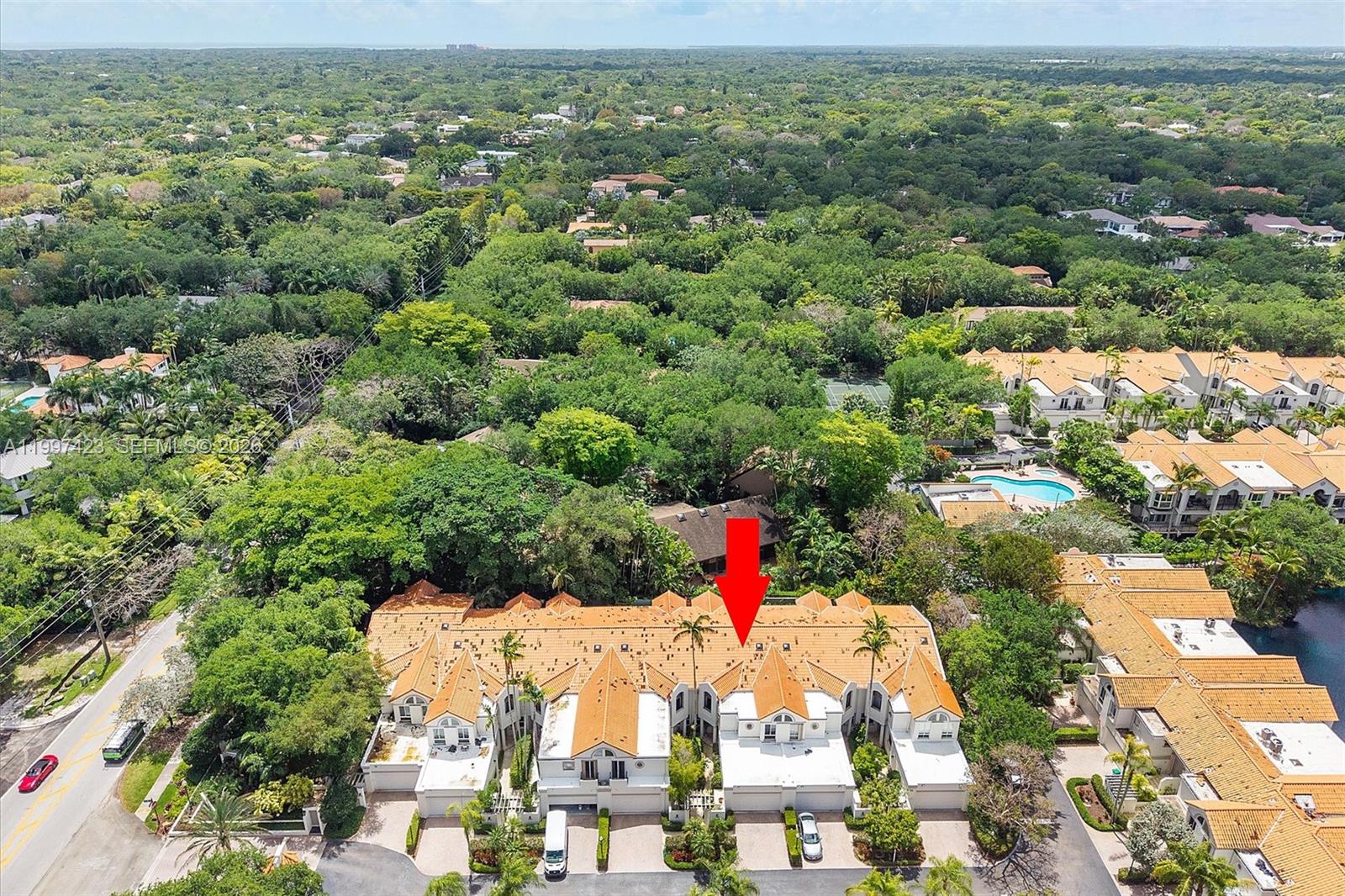 SWAN LAKE - Residential