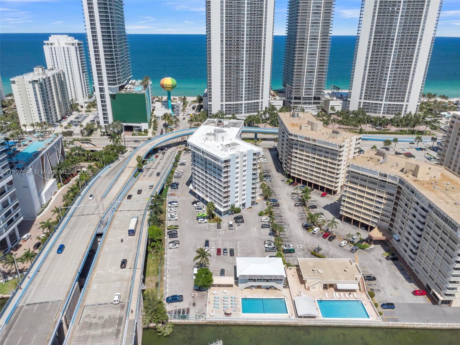 IMPERIAL TOWERS NORTH CON - Residential