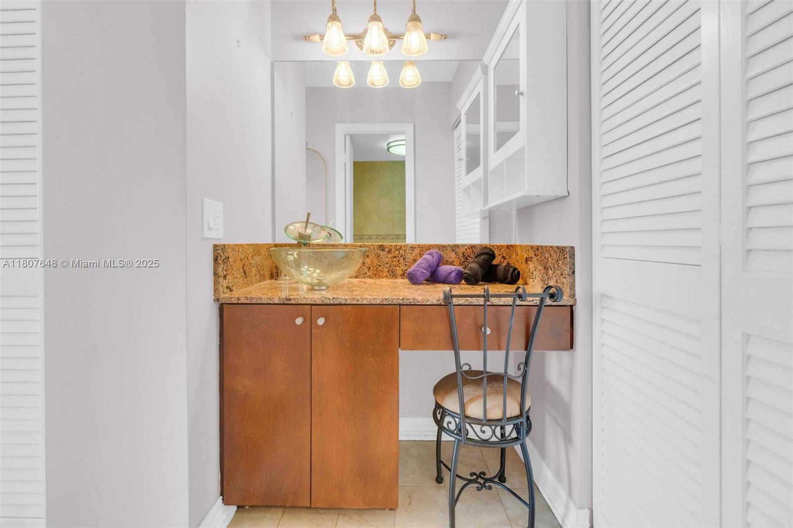 IMPERIAL TOWERS NORTH CON - Residential