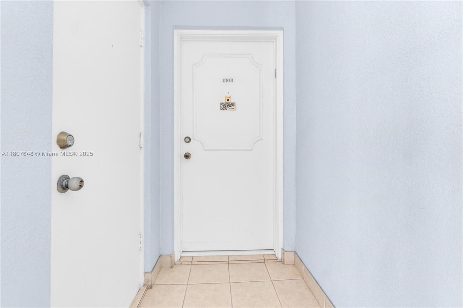 IMPERIAL TOWERS NORTH CON - Residential