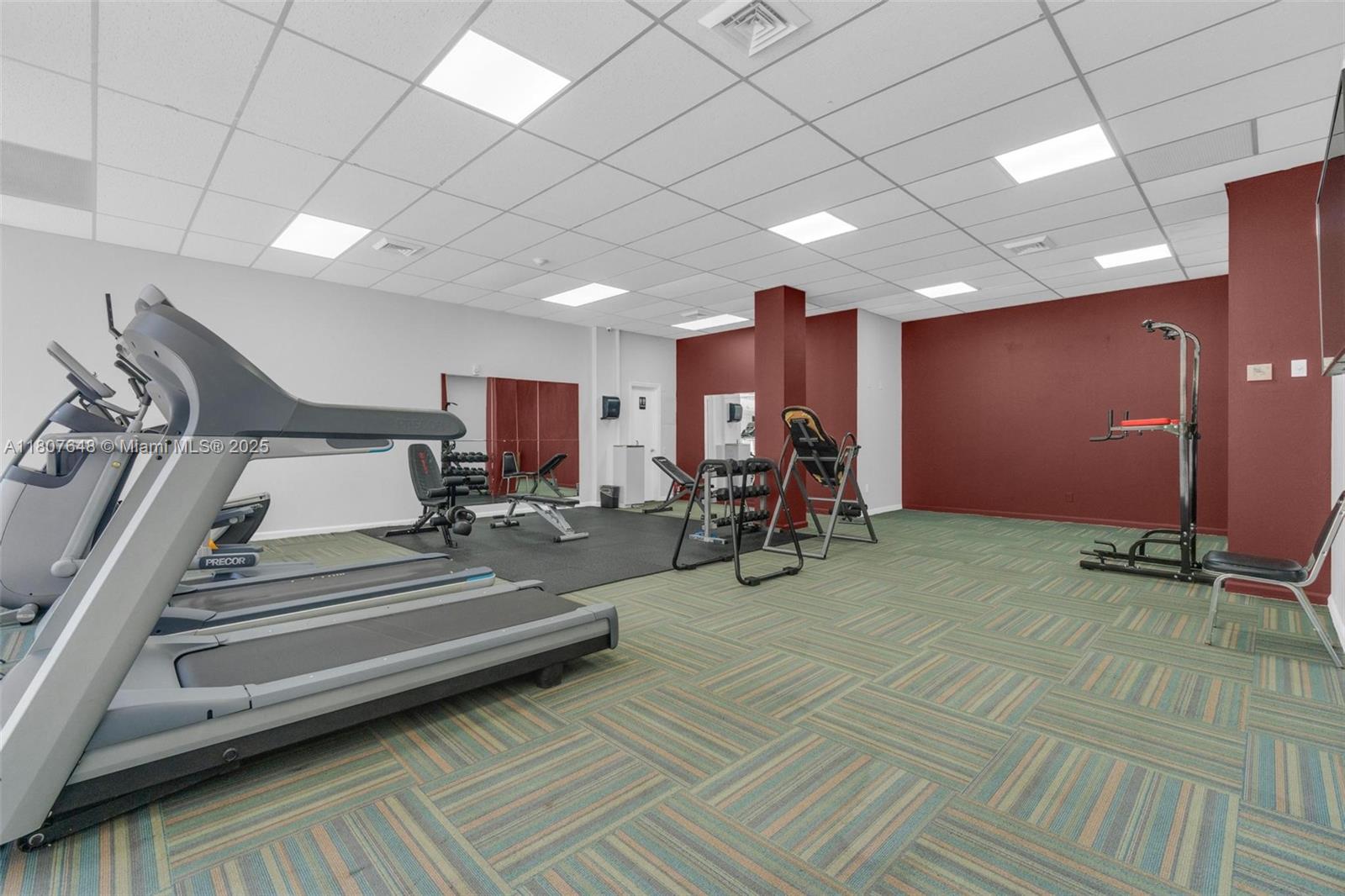 IMPERIAL TOWERS NORTH CON - Residential