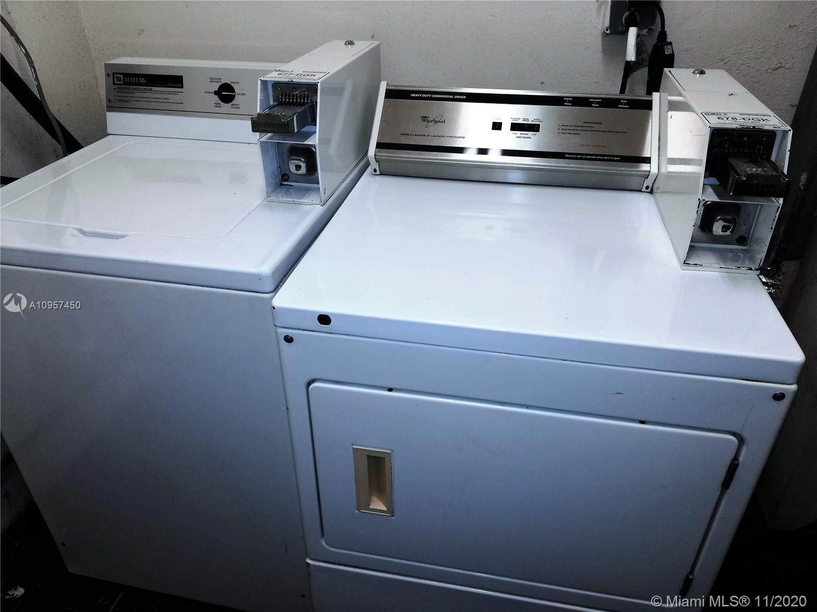 HOLLYWOOD BEACH RESORT CO - Residential Lease