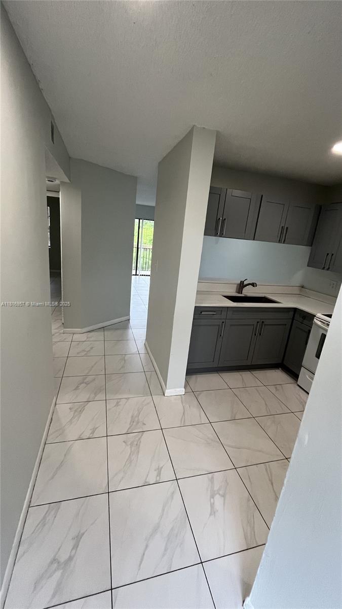 Rental Property at 4016 Lakeside Drive 4016, Tamarac, Broward County, Florida - Bedrooms: 2 
Bathrooms: 1  - $1,800 MO.