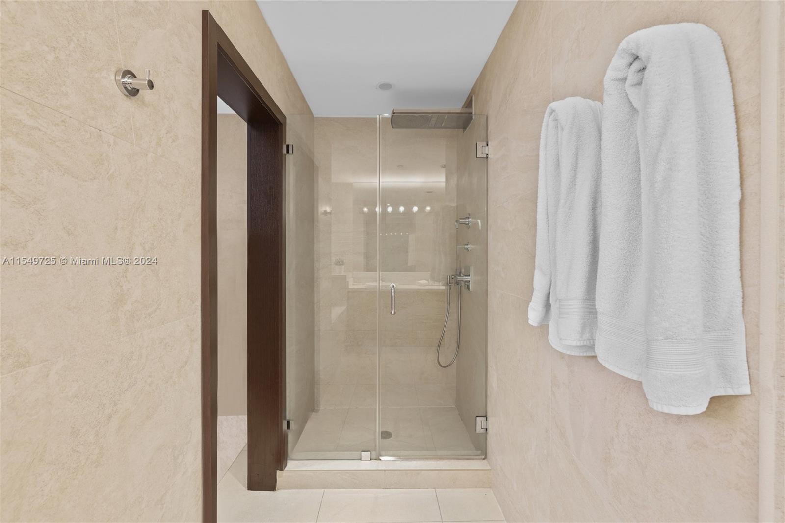 SEASIDE CONDO - Residential Lease