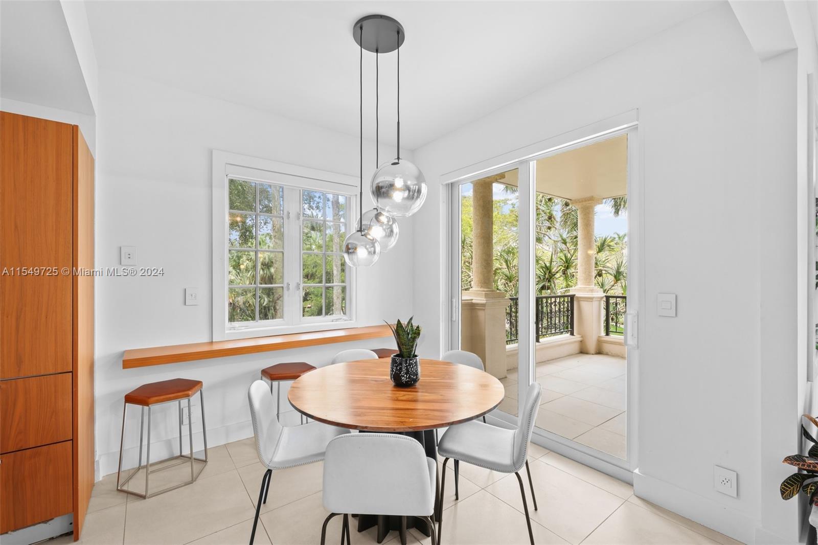 SEASIDE CONDO - Residential Lease