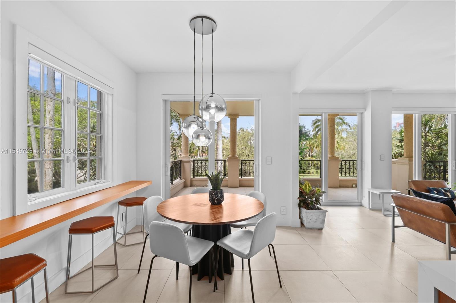 SEASIDE CONDO - Residential Lease