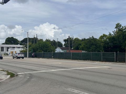 1630 NW 51st St Miami FL 33142