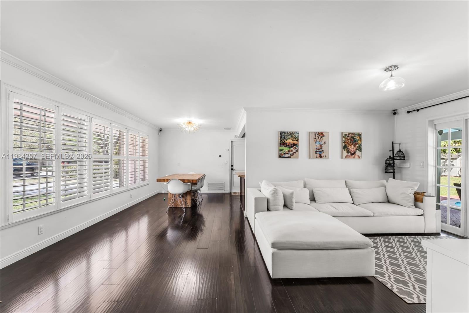 BUZ CARL ESTATES - Residential