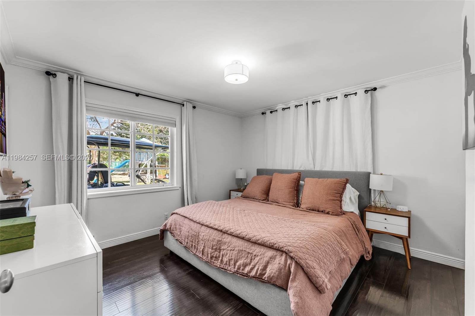 BUZ CARL ESTATES - Residential