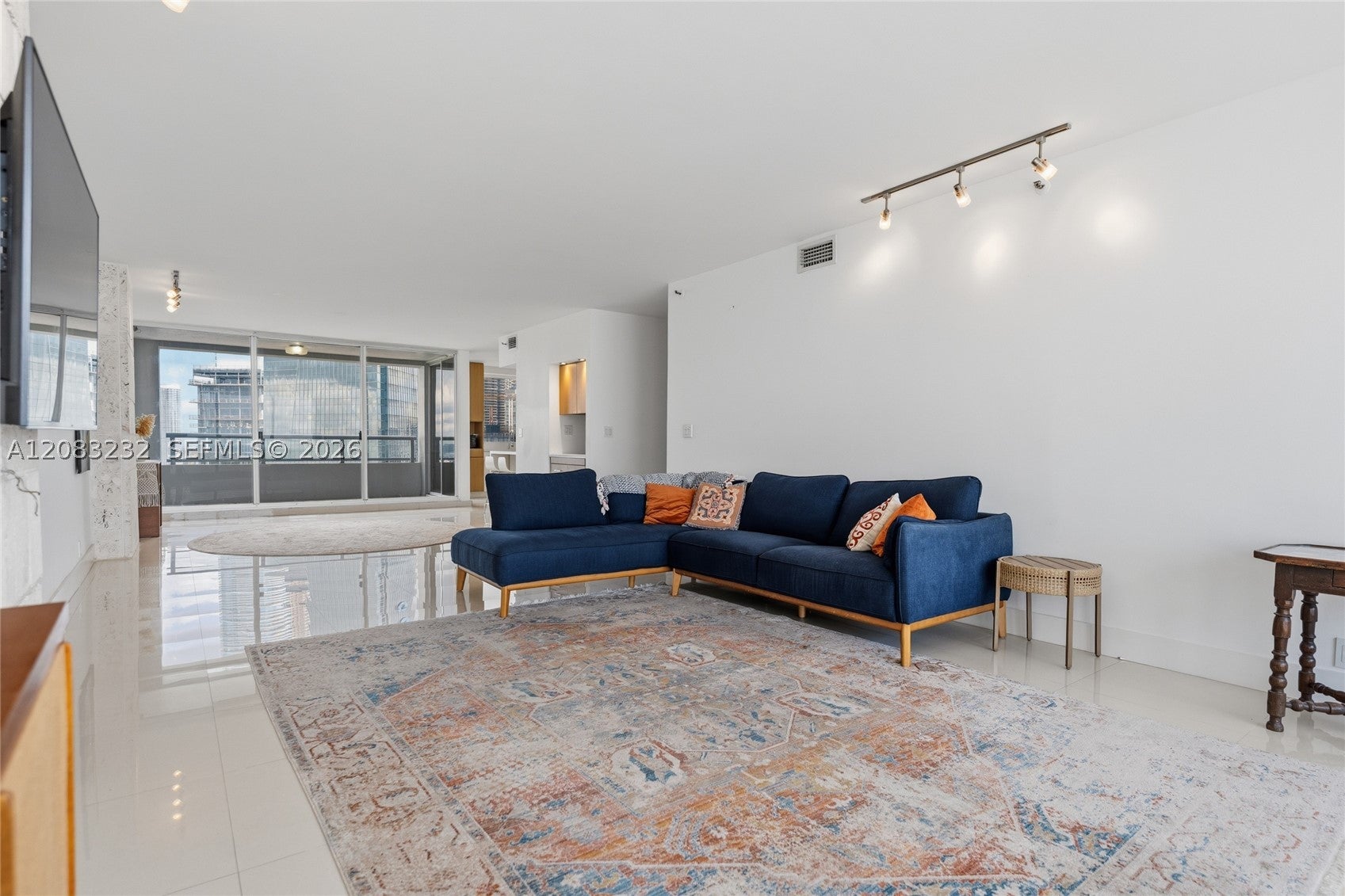 1541 Brickell Ave B3403
