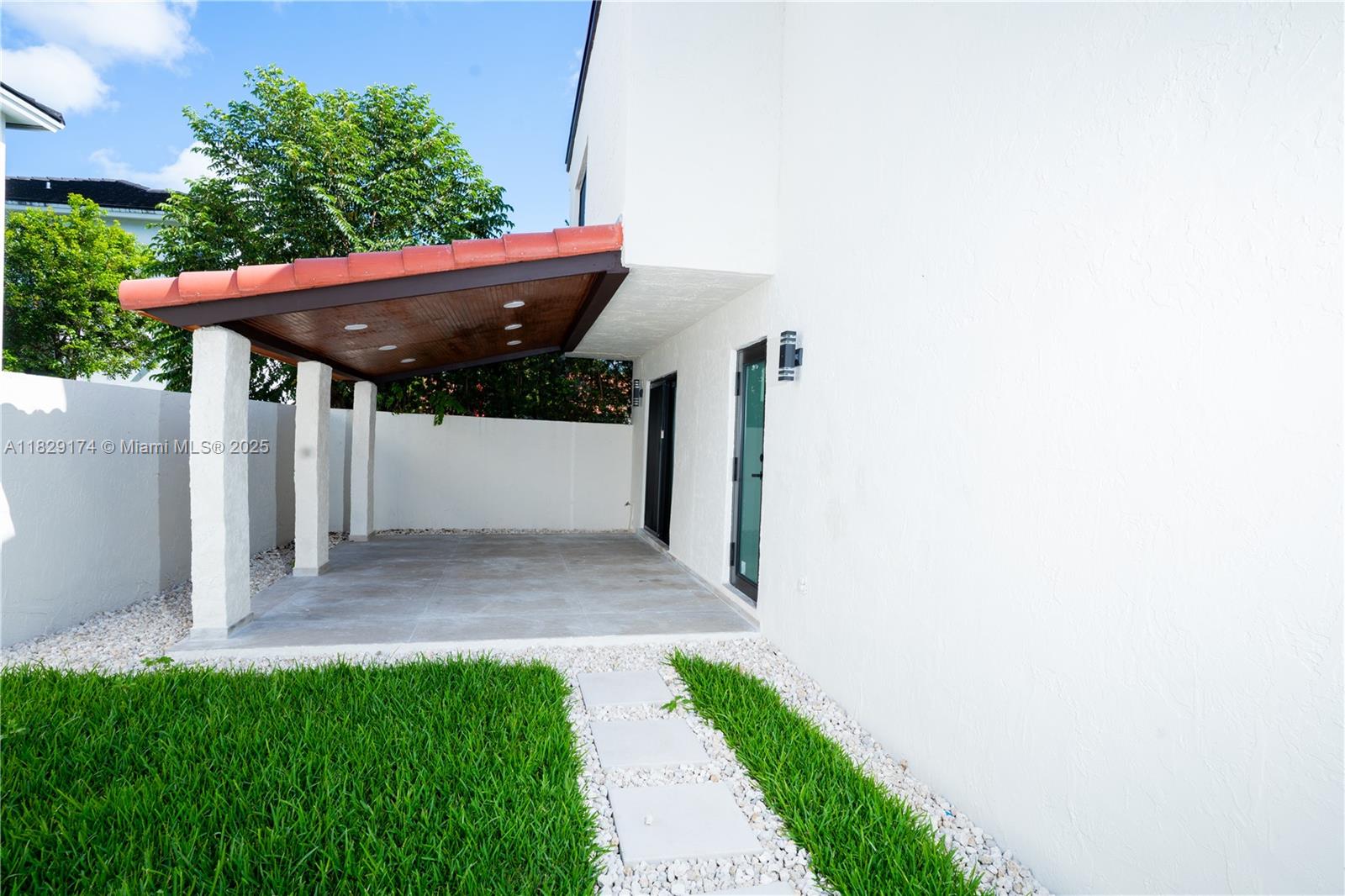 THE MISSIONS - Residential