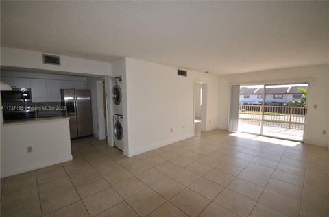 15201 SW 80th St 207 Miami FL 33193