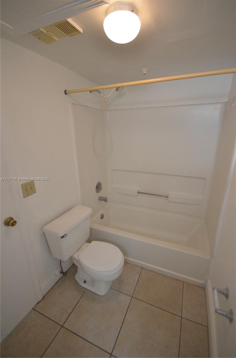 KENDALL LAKE TOWERS CONDO - Residential