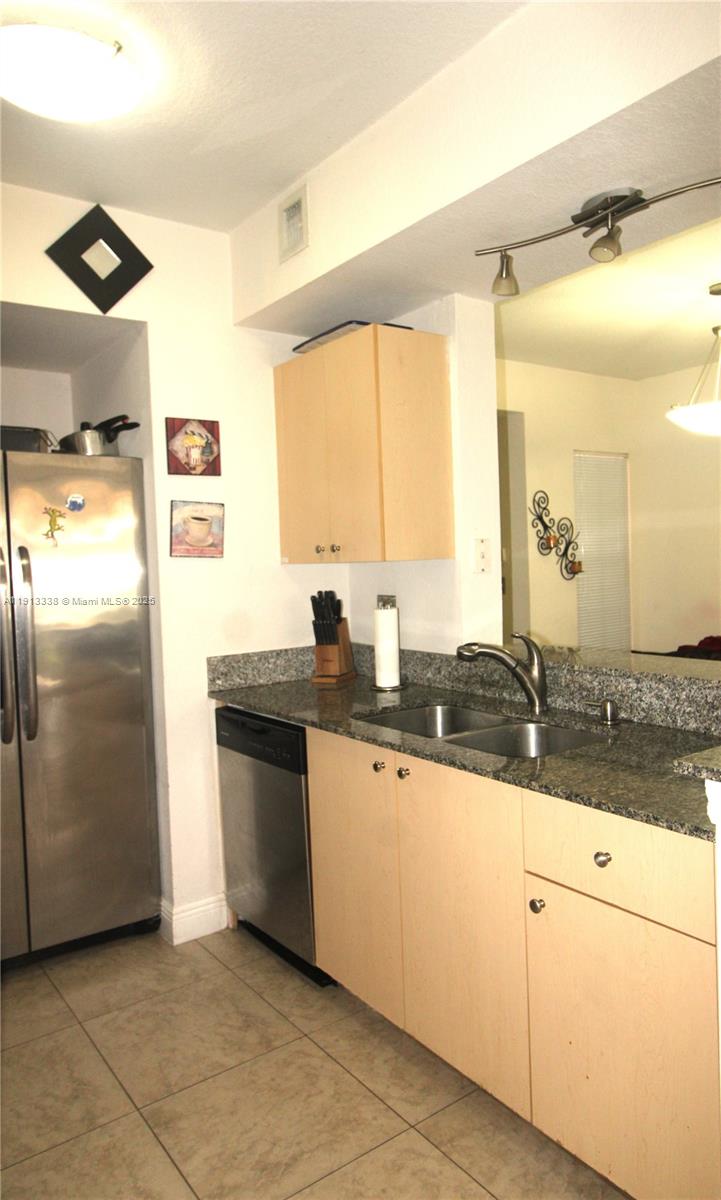 AVENTINE AT MIRAMAR CONDO - Residential