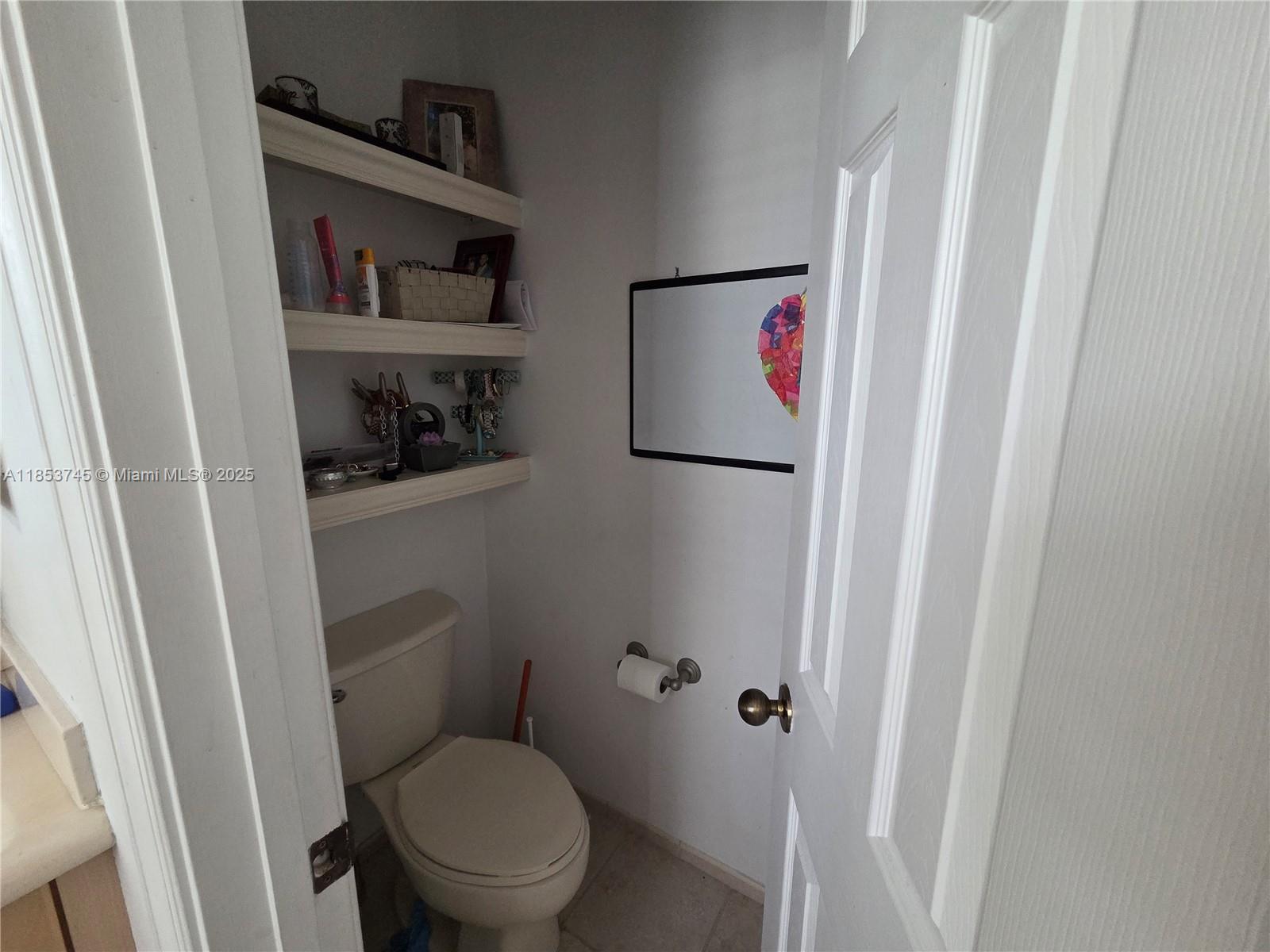 SECTOR 2-PARCELS 17 18 19 - Residential Lease