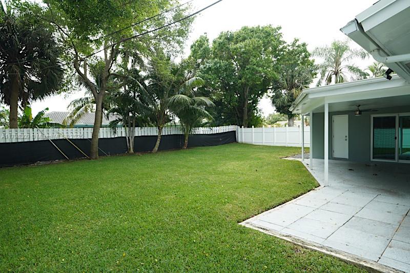 BOCA RATON SQUARE UNIT 3 - Residential Lease