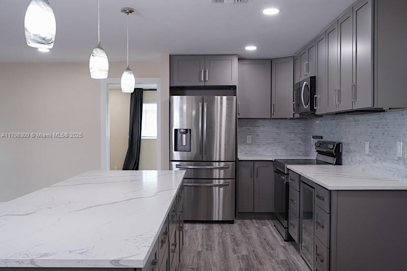 BOCA RATON SQUARE UNIT 3 - Residential Lease