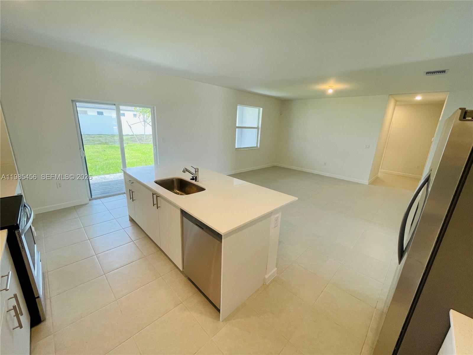 SEDONA ESTATES - Residential