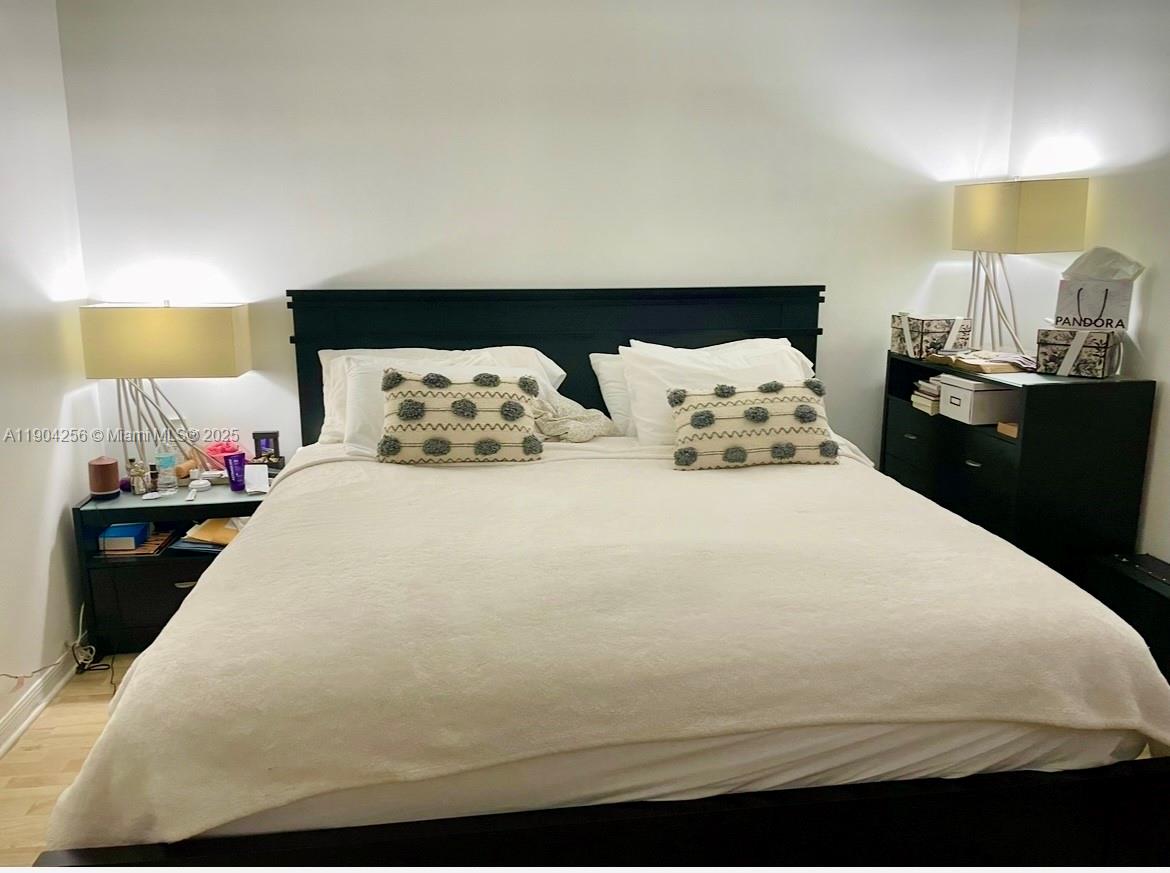 CHAPEL TRAIL II - Residential Lease