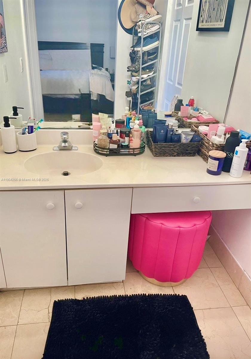 CHAPEL TRAIL II - Residential Lease