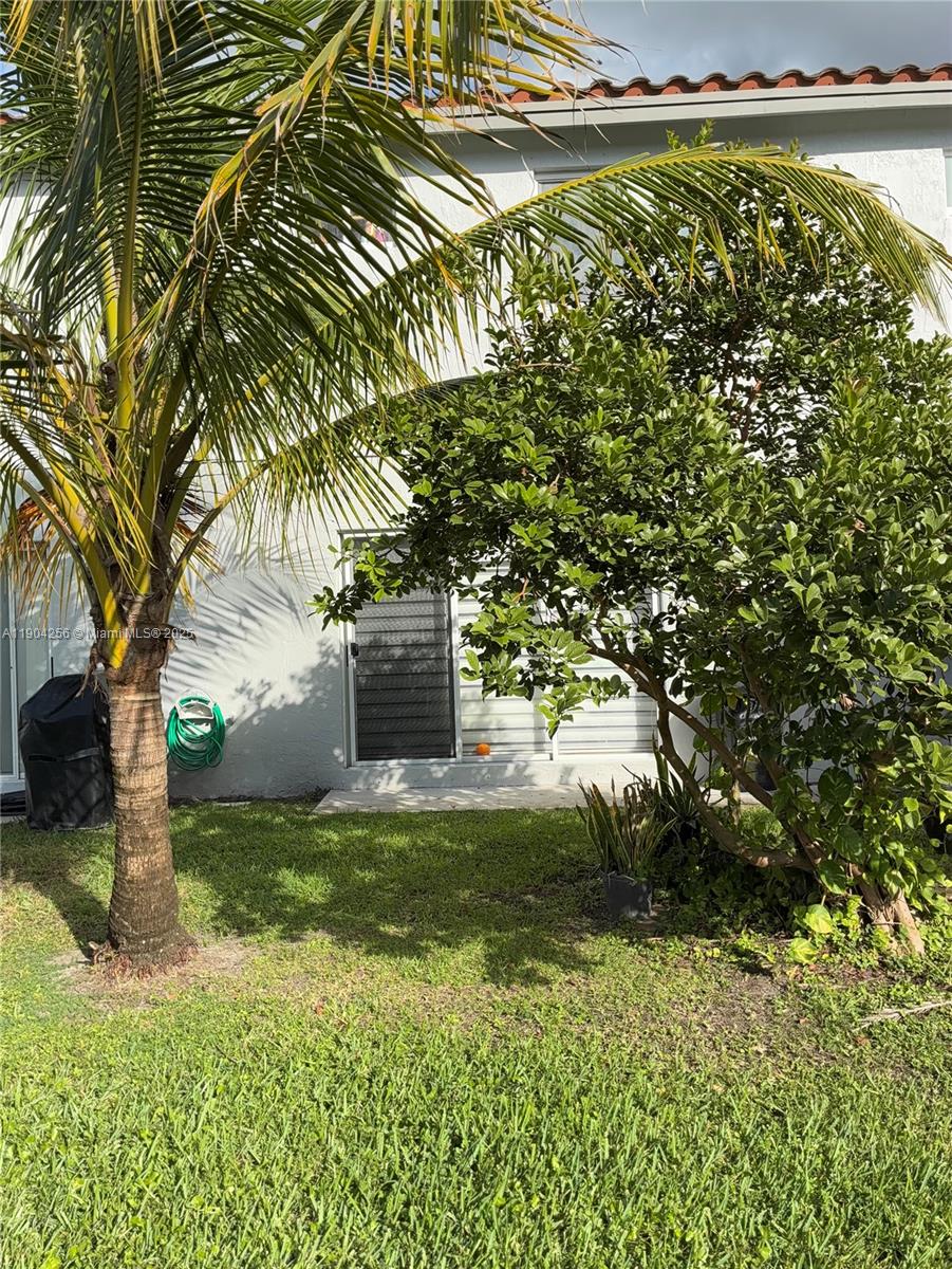 CHAPEL TRAIL II - Residential Lease