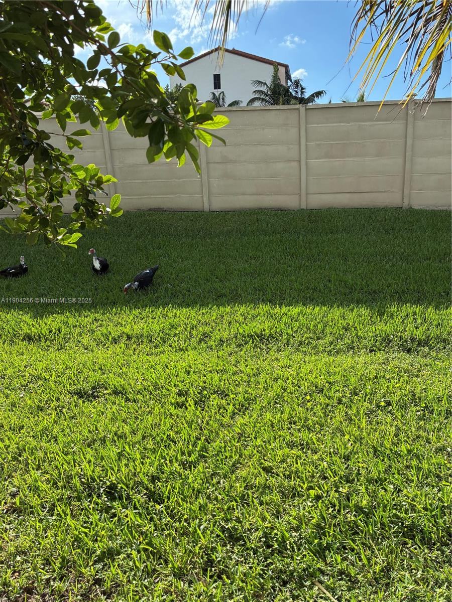 CHAPEL TRAIL II - Residential Lease